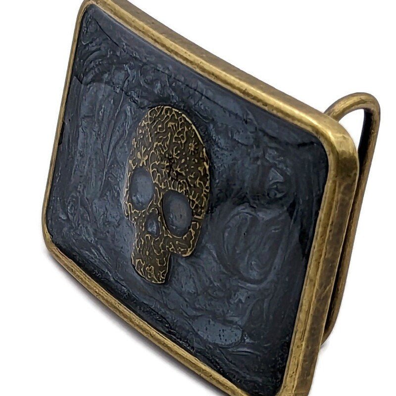 Pirate Skull Belt Buckle - Tilted Trinket Designs